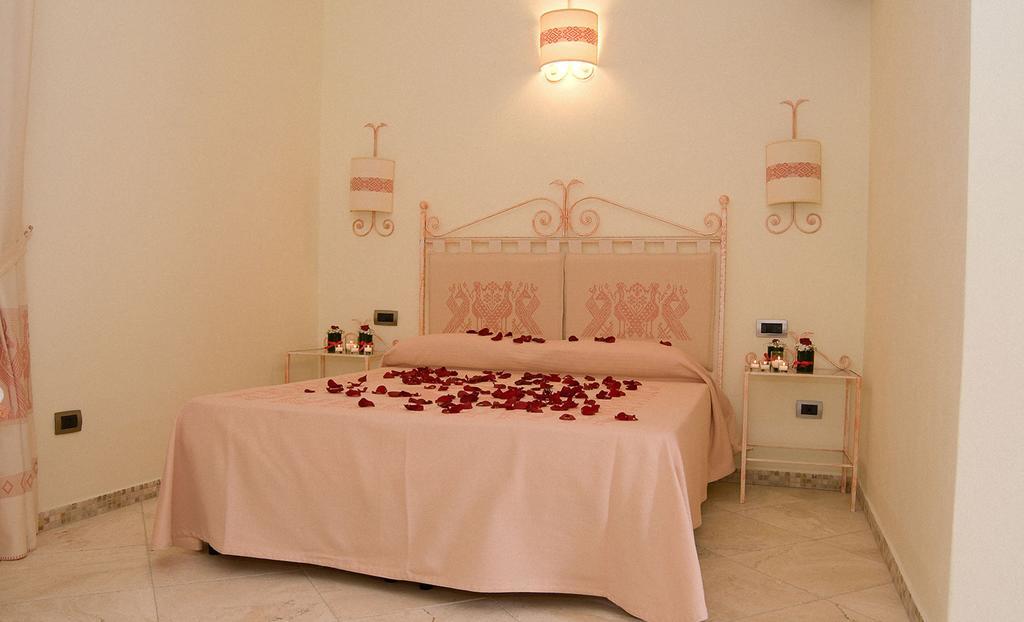 Hotel Soffio Di Vento Magazzini  ห้อง รูปภาพ