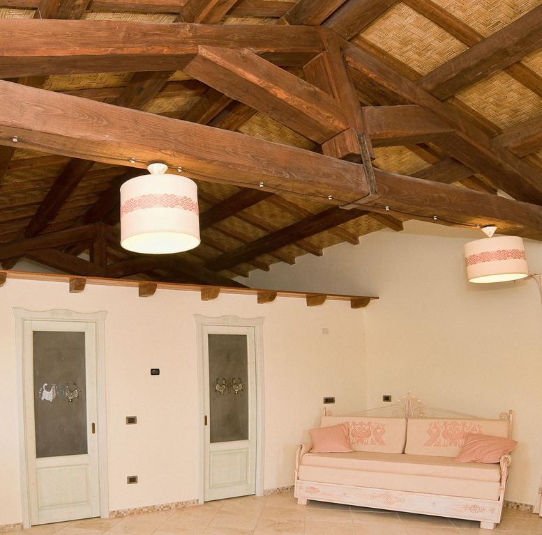 Hotel Soffio Di Vento Magazzini  ห้อง รูปภาพ