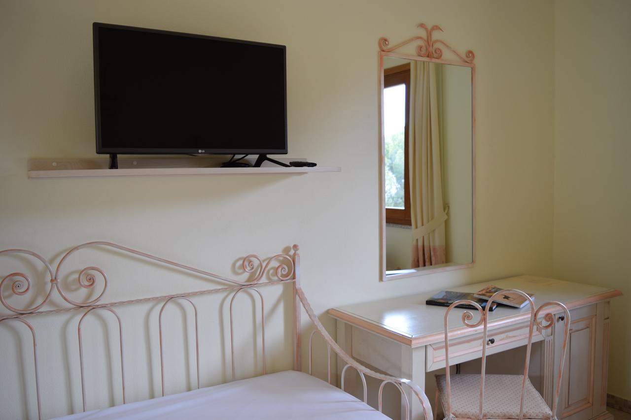 Hotel Soffio Di Vento Magazzini  ภายนอก รูปภาพ